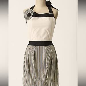 Anthropologie y2K extra ingredient rugby floral Black and White Striped Apron